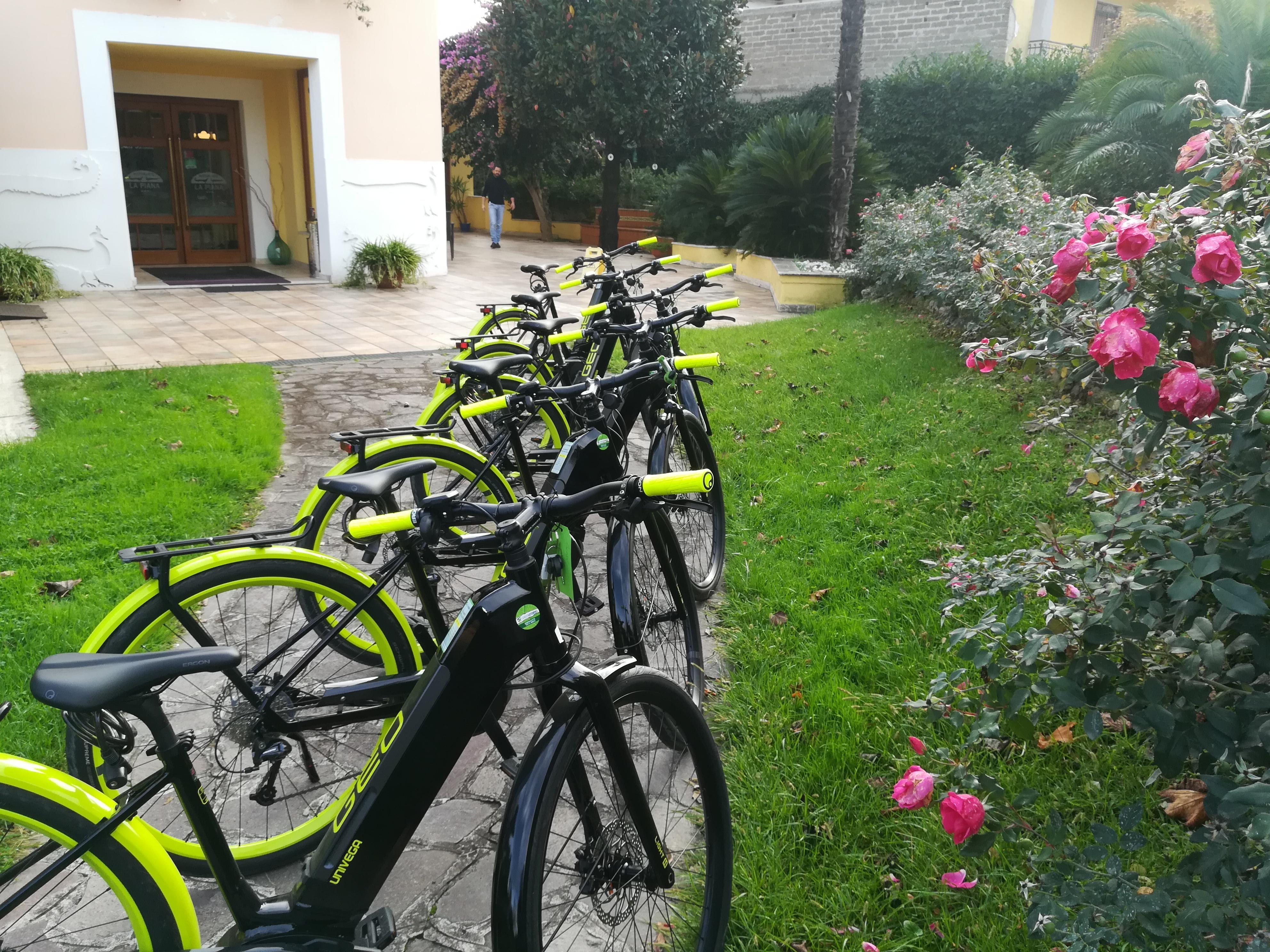 Hotel Ristorante La Piana Telese Eksteriør billede