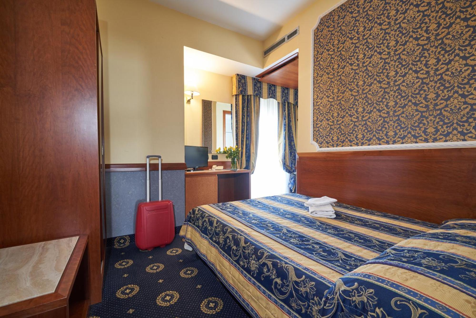 Hotel Ristorante La Piana Telese Eksteriør billede