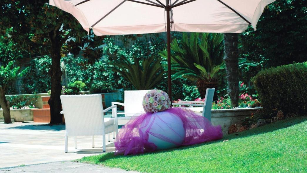 Hotel Ristorante La Piana Telese Eksteriør billede